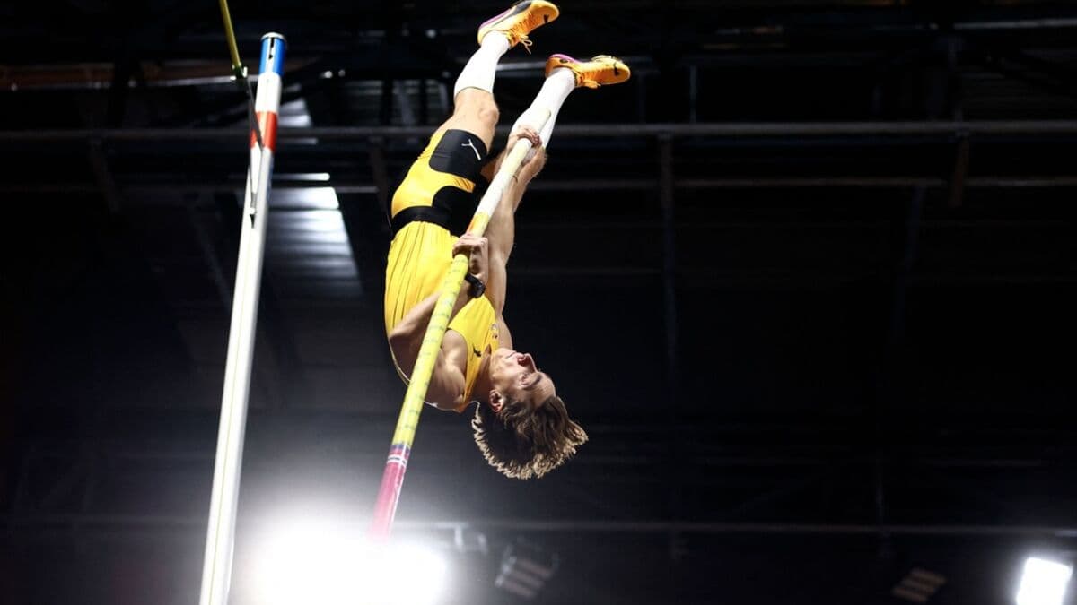 Duplantis wins the season premiere despite illness