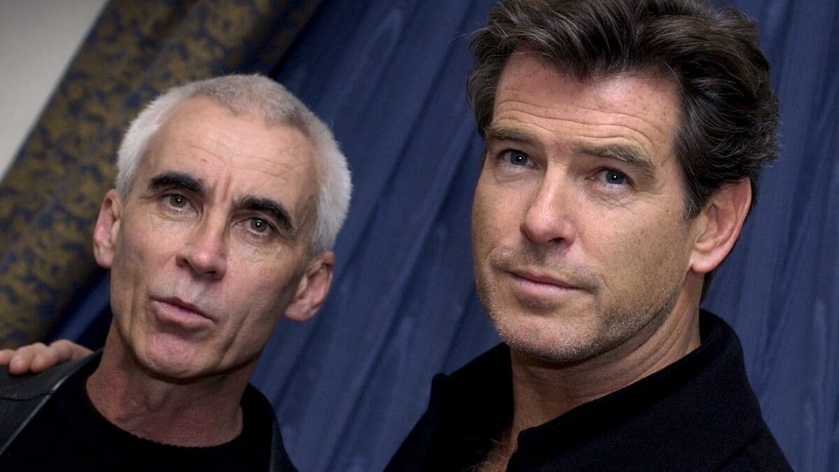 Bond film director dead