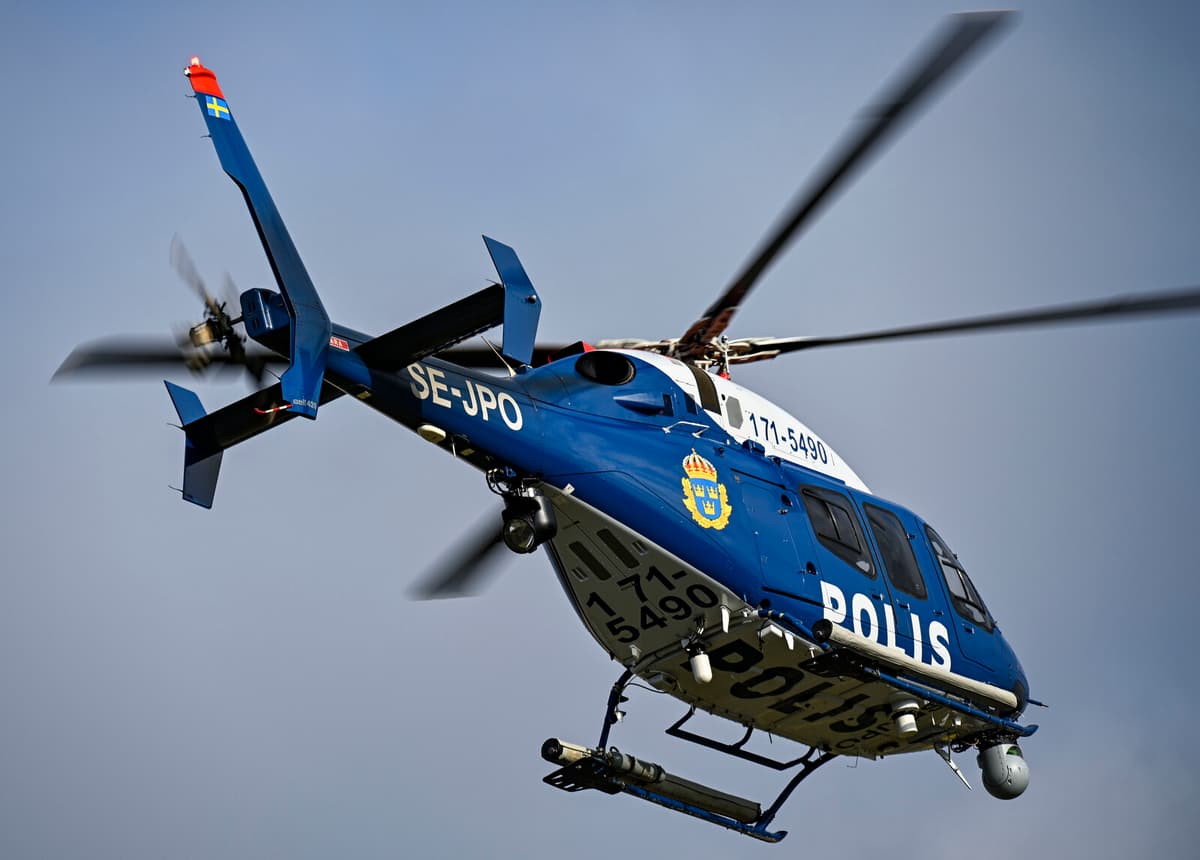 Paraglider Crashes in Åre, Sweden; Rushed to Hospital