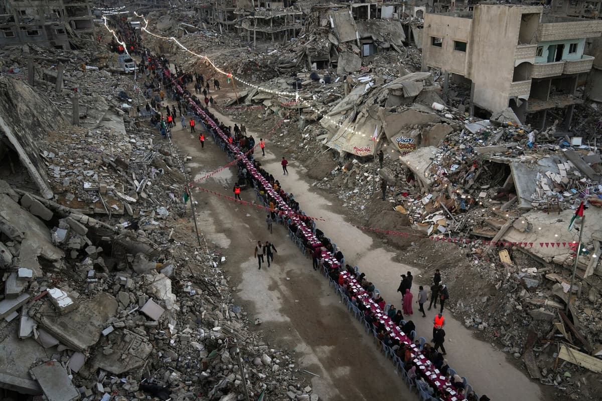 Israel Intensifies Ground Operations Across Southern Gaza