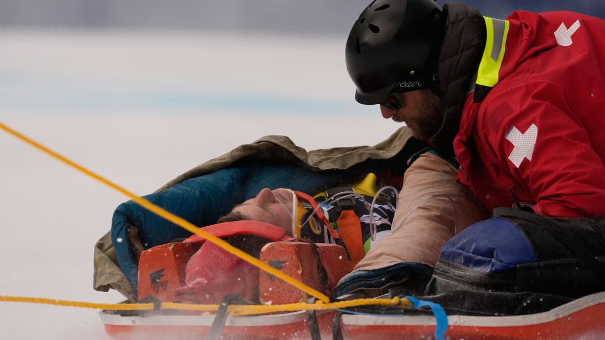 Violent crash in VC downhill race "Really nasty"