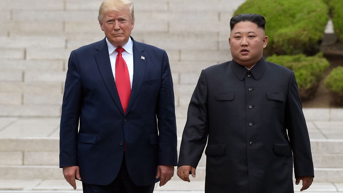 Trump Open to Meeting Kim Jong-Un During Asia Trip