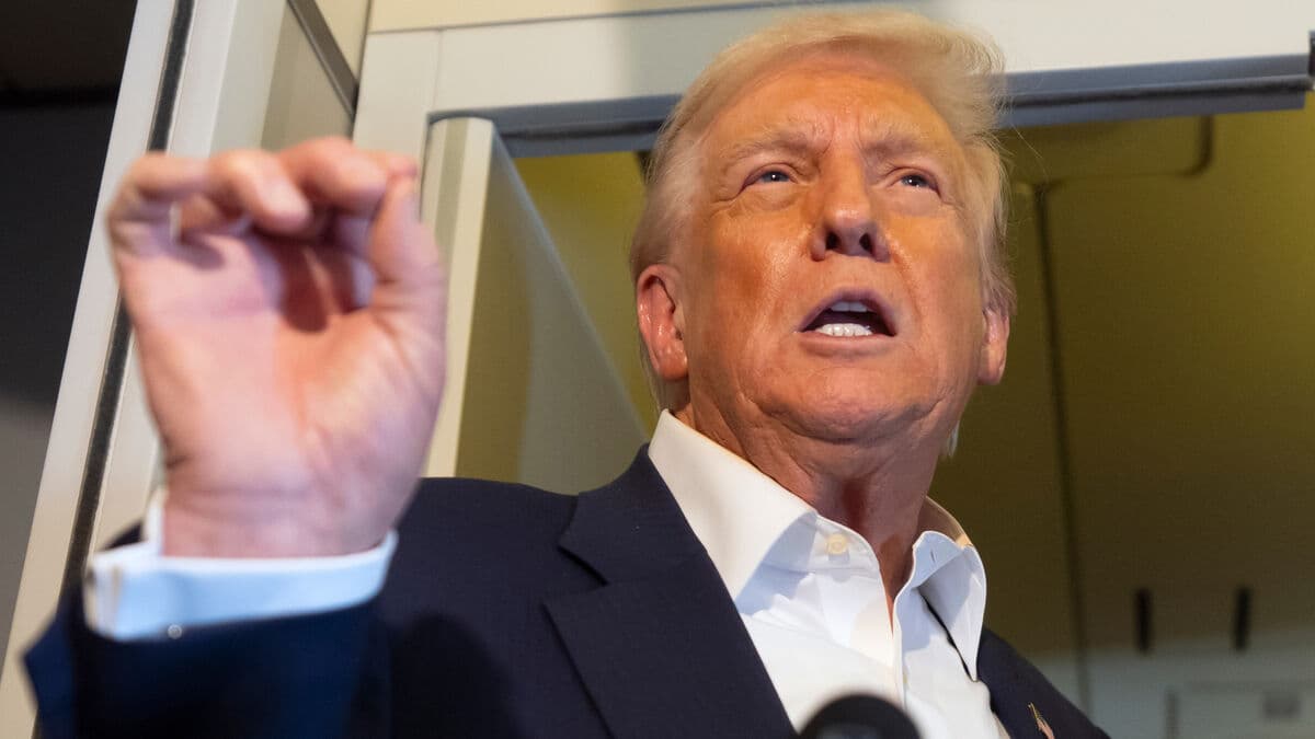 Trump Hints at Possible 2028 Presidential Run Despite Term Limits