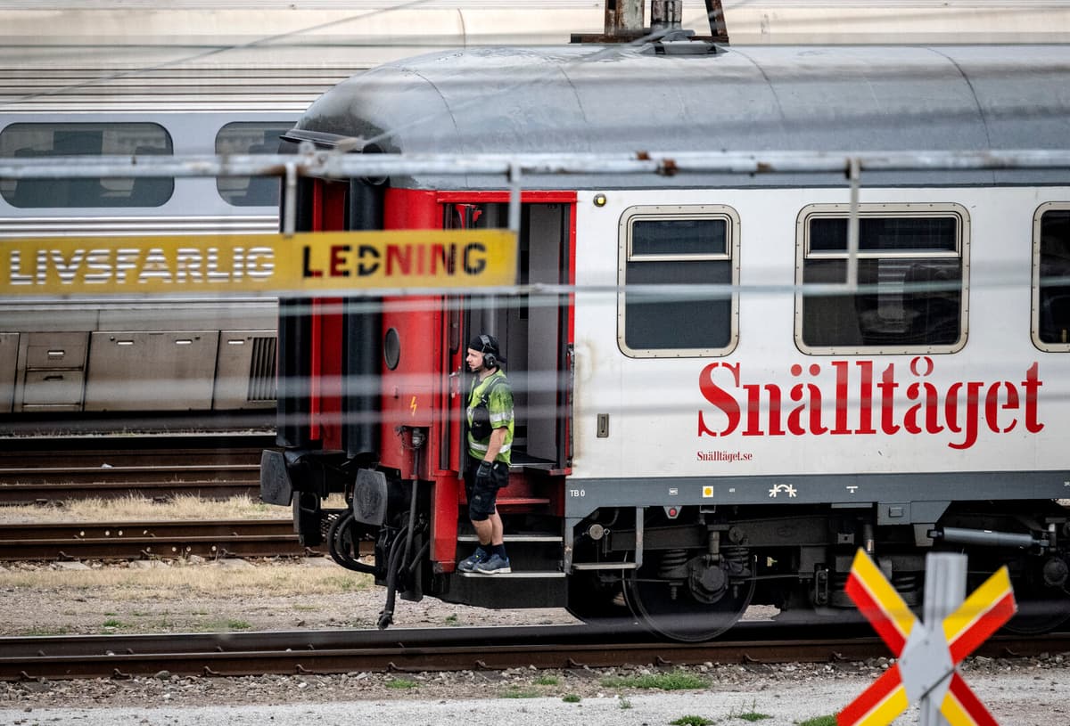 Green Party Calls Snälltåget to Traffic Committee After Train Delays