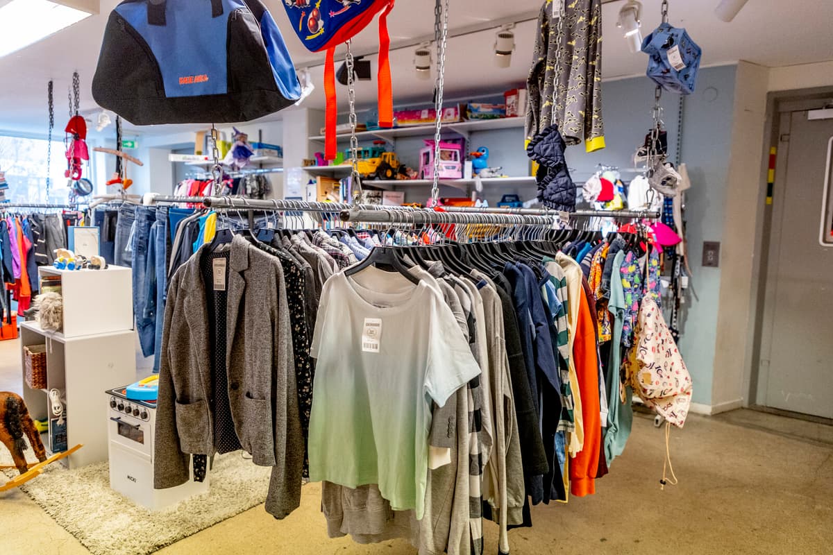 Sweden's Second-Hand Sales Hit Record 1.9 Billion Kronor in August