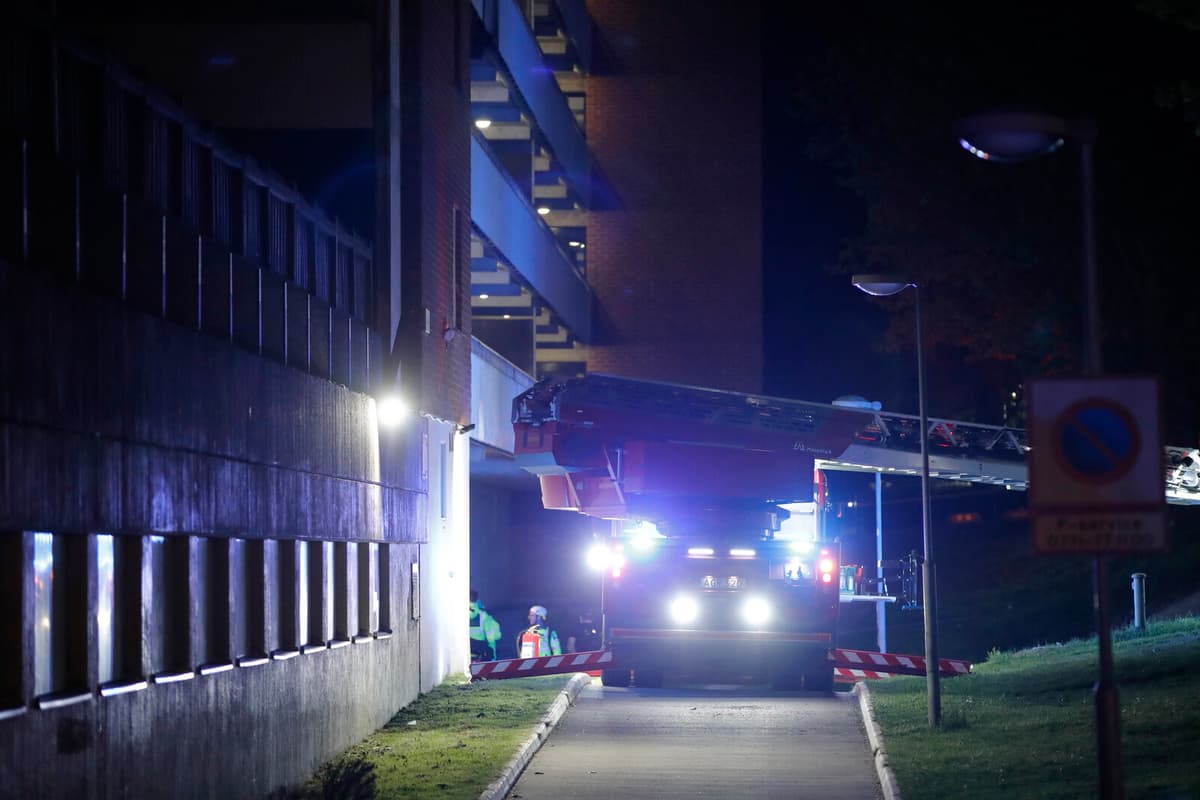 Apartment Fire in Vårby Sends One to Hospital