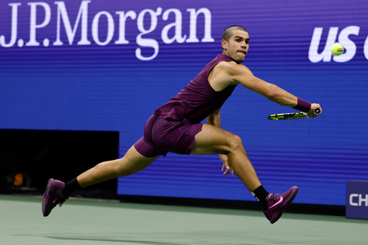 Alcaraz Advances in US Open with Dominant Win Over Bellucci