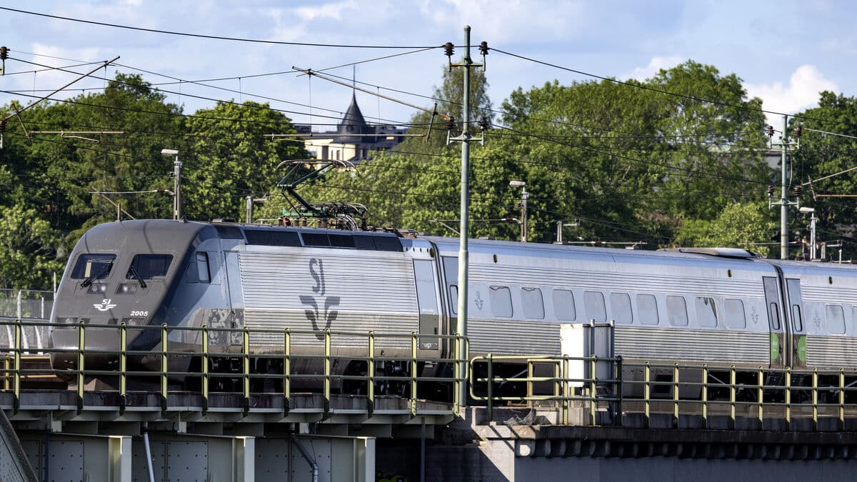 SJ releases summer tickets for day trains through September 6 and domestic night trains through September 5, 2026