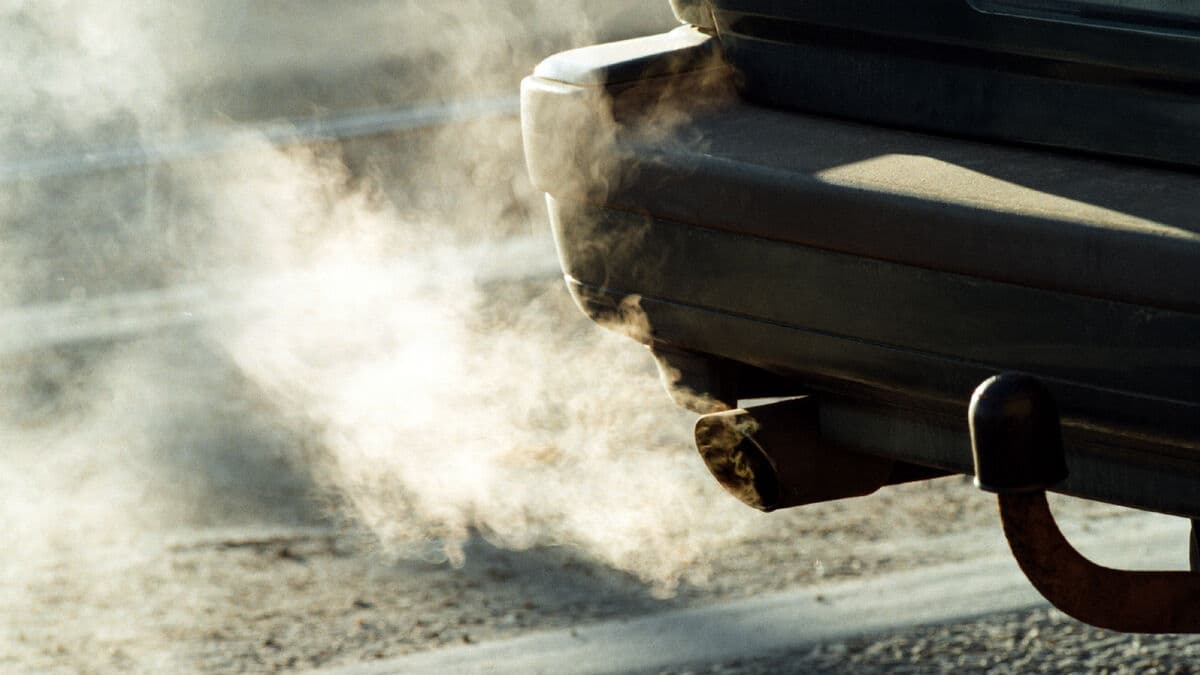 Exhaust gases leaked into apartment, tenant seriously injured