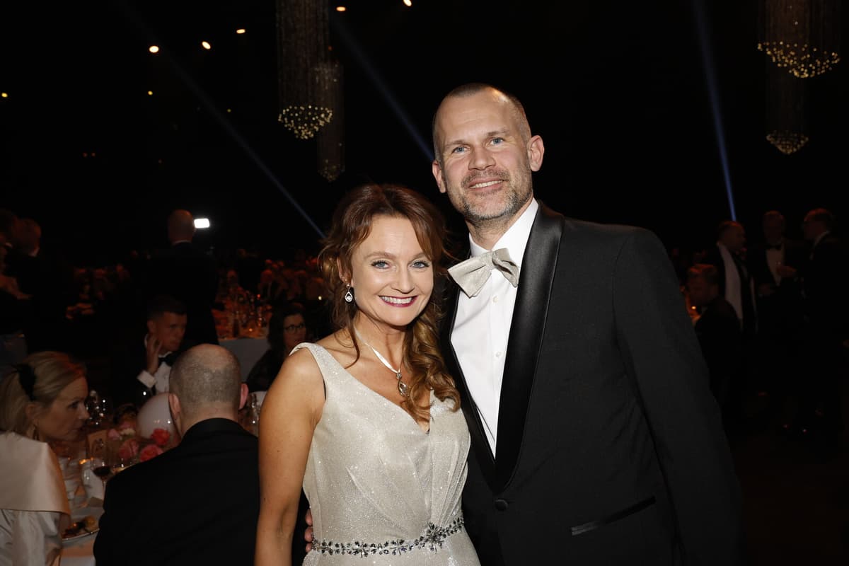 Stefan Holm and Jessica Eriksson Release New Pop Single