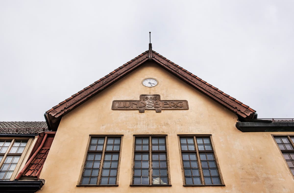 Lundsberg School Faces Investigation Over Controversial Rap Battle