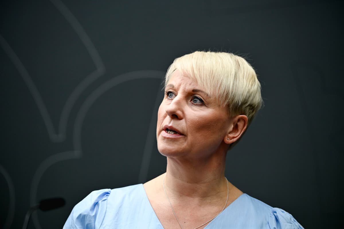 Sweden Faces Pension Debate as Calls for Fee Hike Intensify