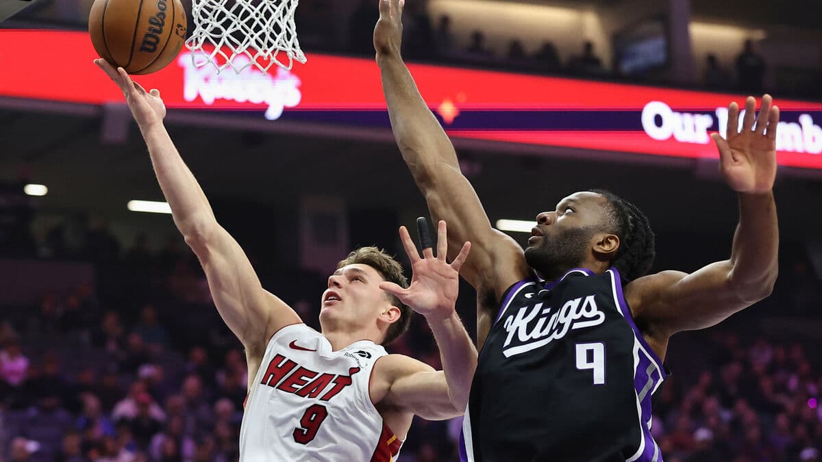 Pelle Larsson impressed again with 16 points last night