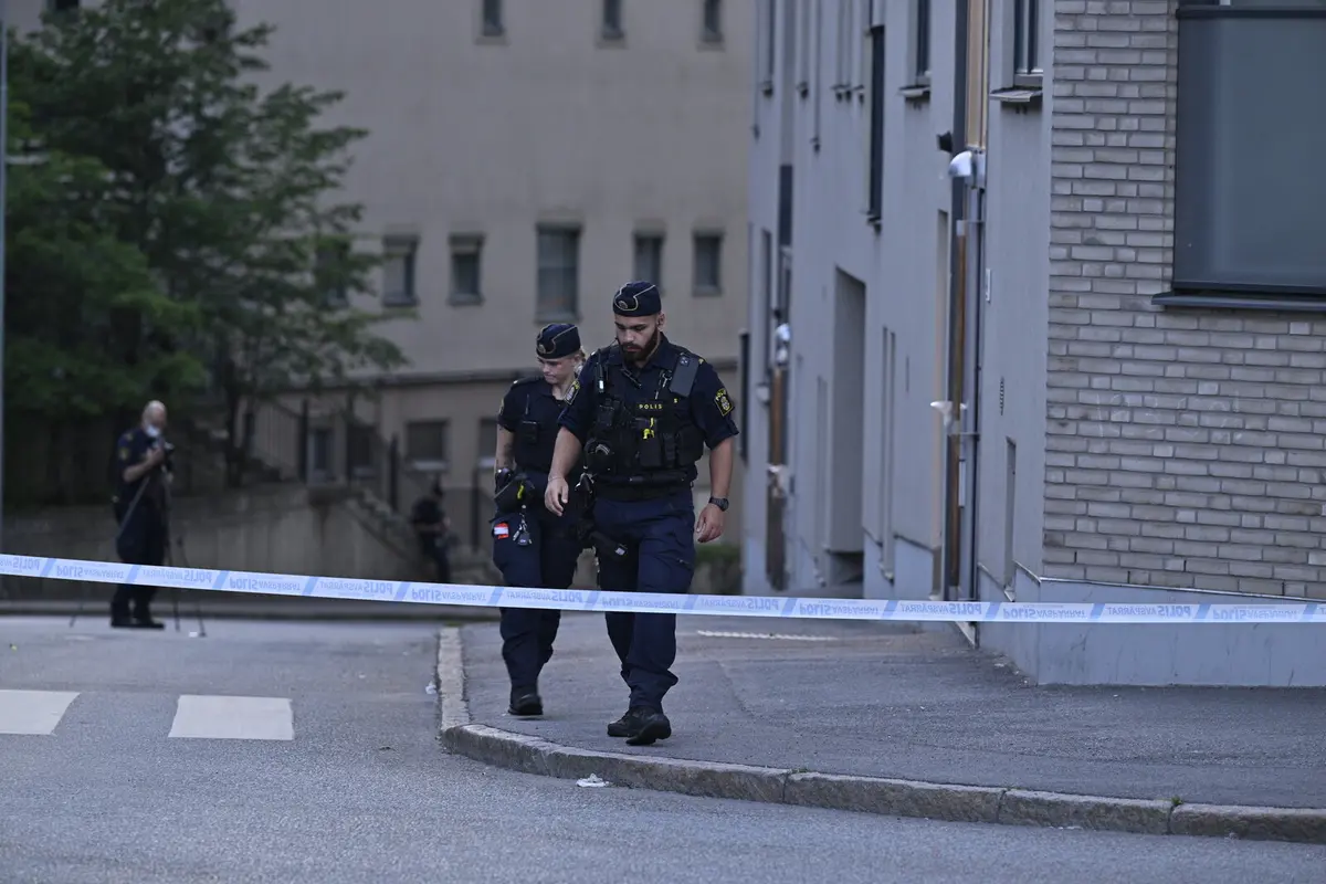 Explosion at Södertälje Apartment Building Investigated by Police