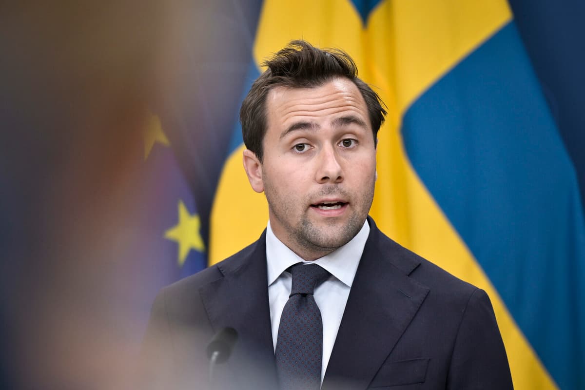 Dousa Criticizes Stegrud's Comment on Swedish Cultural Debate