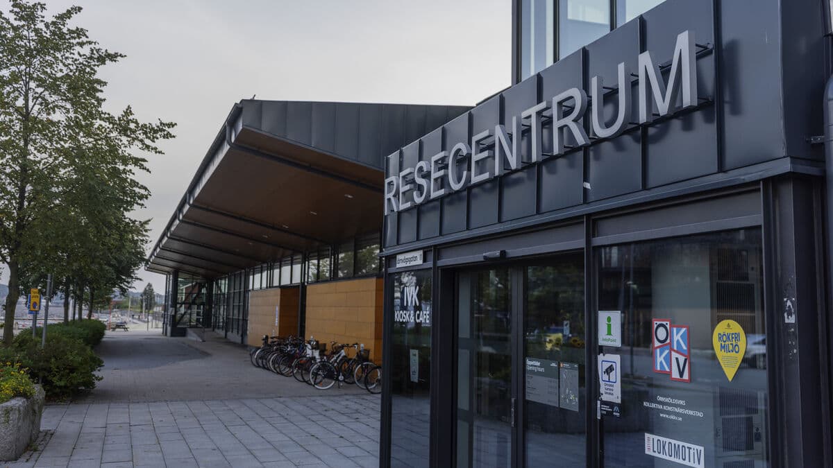 Pedophile Hunter Jailed for Secretly Filming Schoolgirls in Sweden