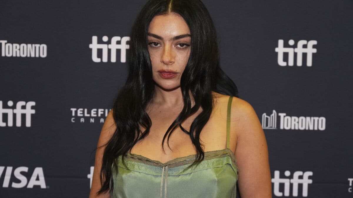 Fans Speculate Taylor Swift Disses Charli XCX in New Album