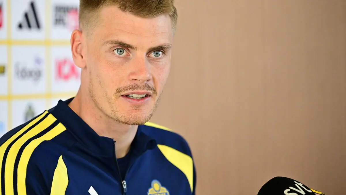 Smith injured, leaves the national team squad