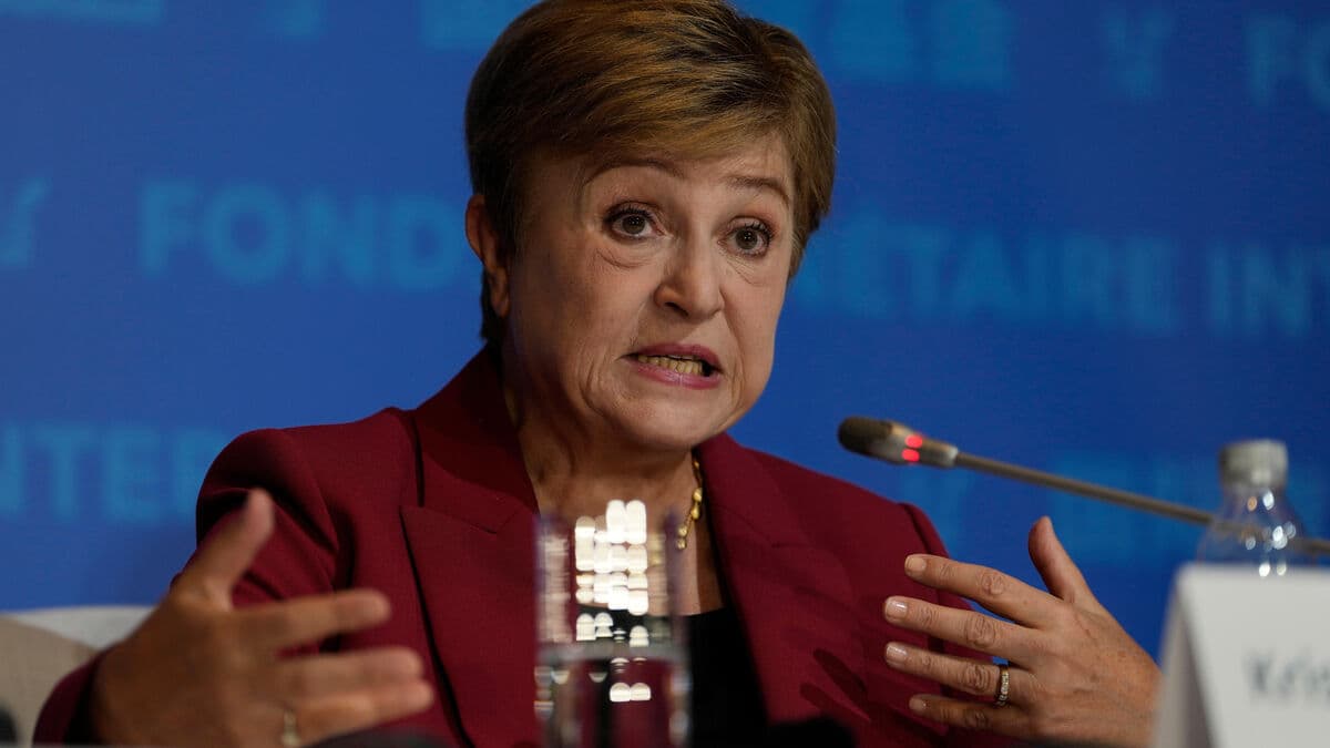 IMF raises global growth forecast to 3.3 percent for 2026