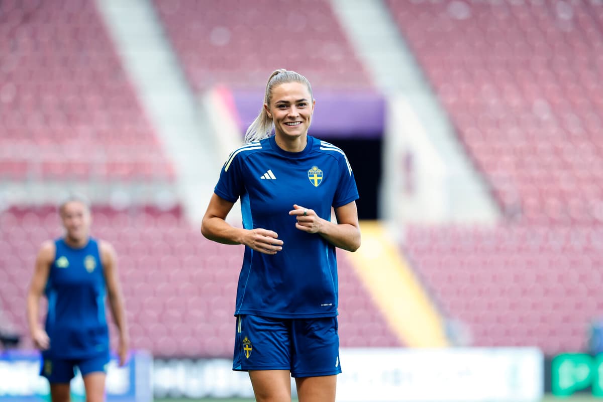 Fridolina Rolfö Stays in Sweden's European Championship Squad