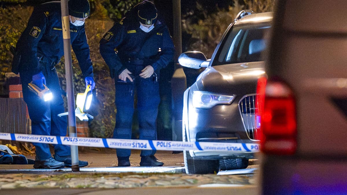 Two women arrested after murder in Oxie