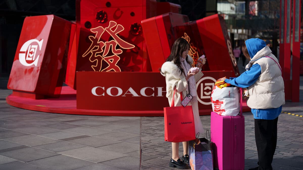 Record number of travelers during Chinese New Year celebrations