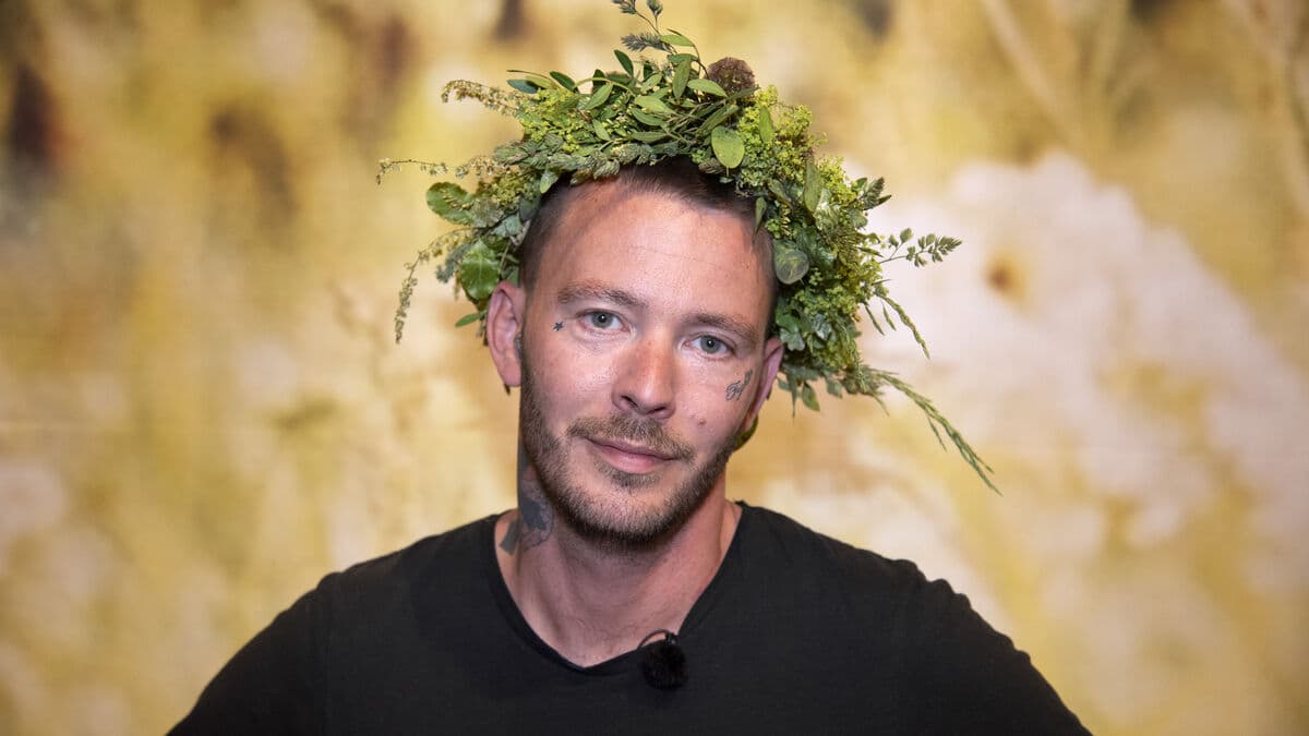 Joakim Lundell: From TV clown to the biggest in Sweden