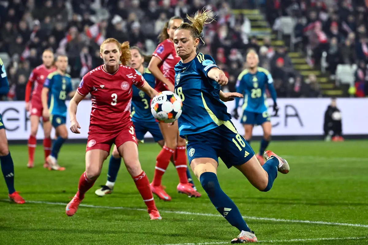 Swedish 2-1 win after Fridolina Rolfö's dream goal