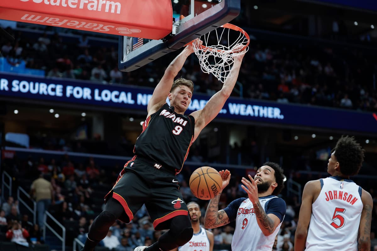 Swedish NBA Rookie Pelle Larsson Shines in Miami's Victory Over Washington