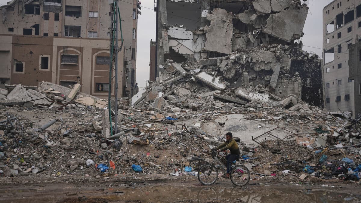 At least 13 killed, including five children, in Israeli airstrikes in Gaza