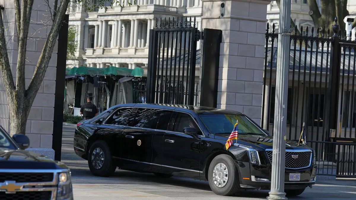 Right to citizenship up in Supreme Court, Trump present