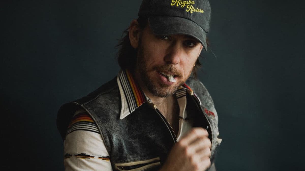 Shooting star Valter Nilsson to release album Högsbo Riviera