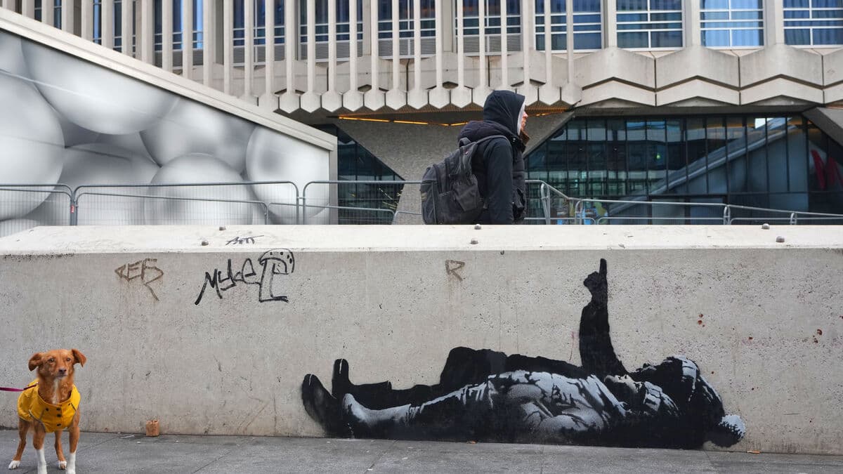 After speculation, new Banksy painting appears in London