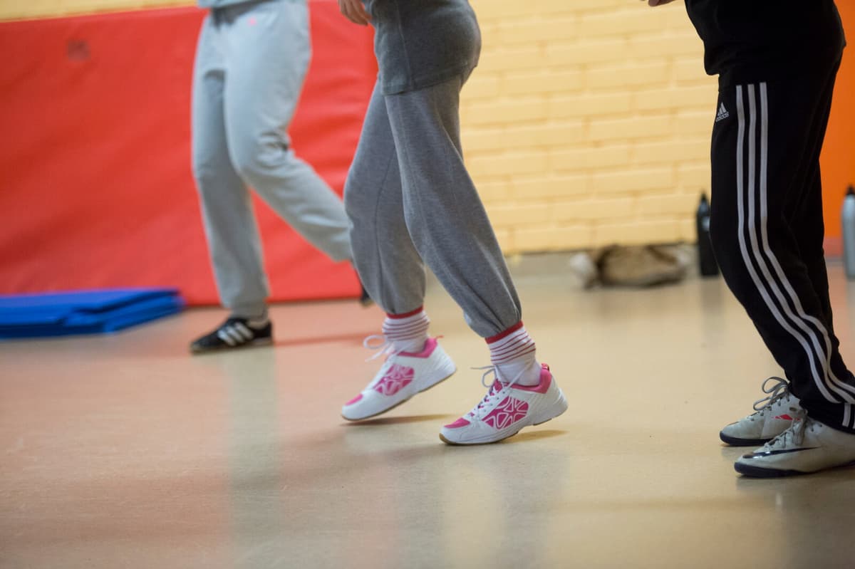 Study Finds Girls' Body Dissatisfaction Linked to Lower Sports Grades