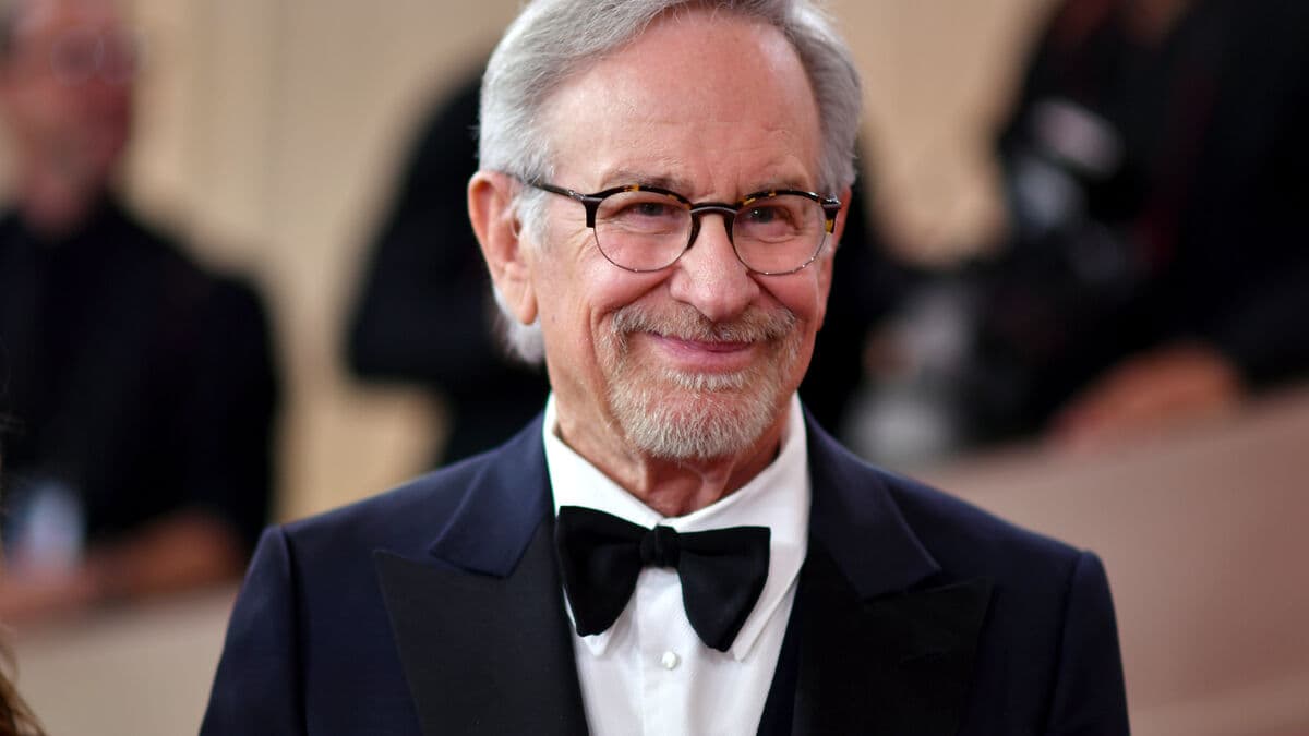 Spielberg donates $25,000 to family of late James Van Der Beek