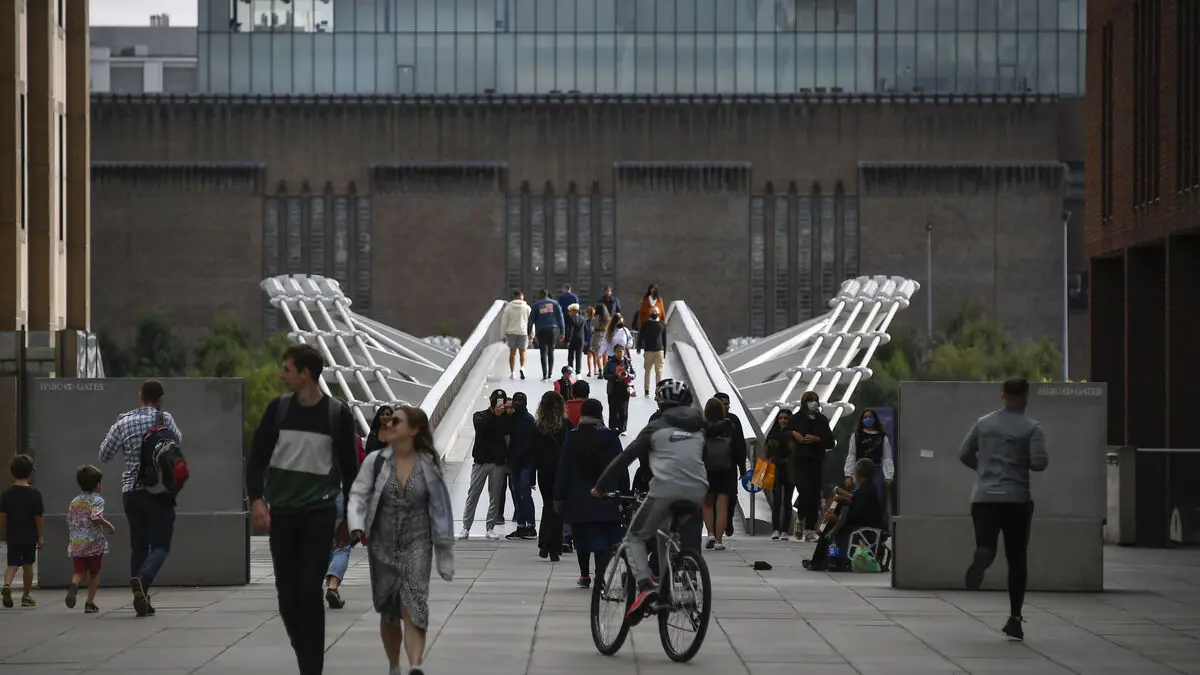 Foreign tourists may be charged at British museums