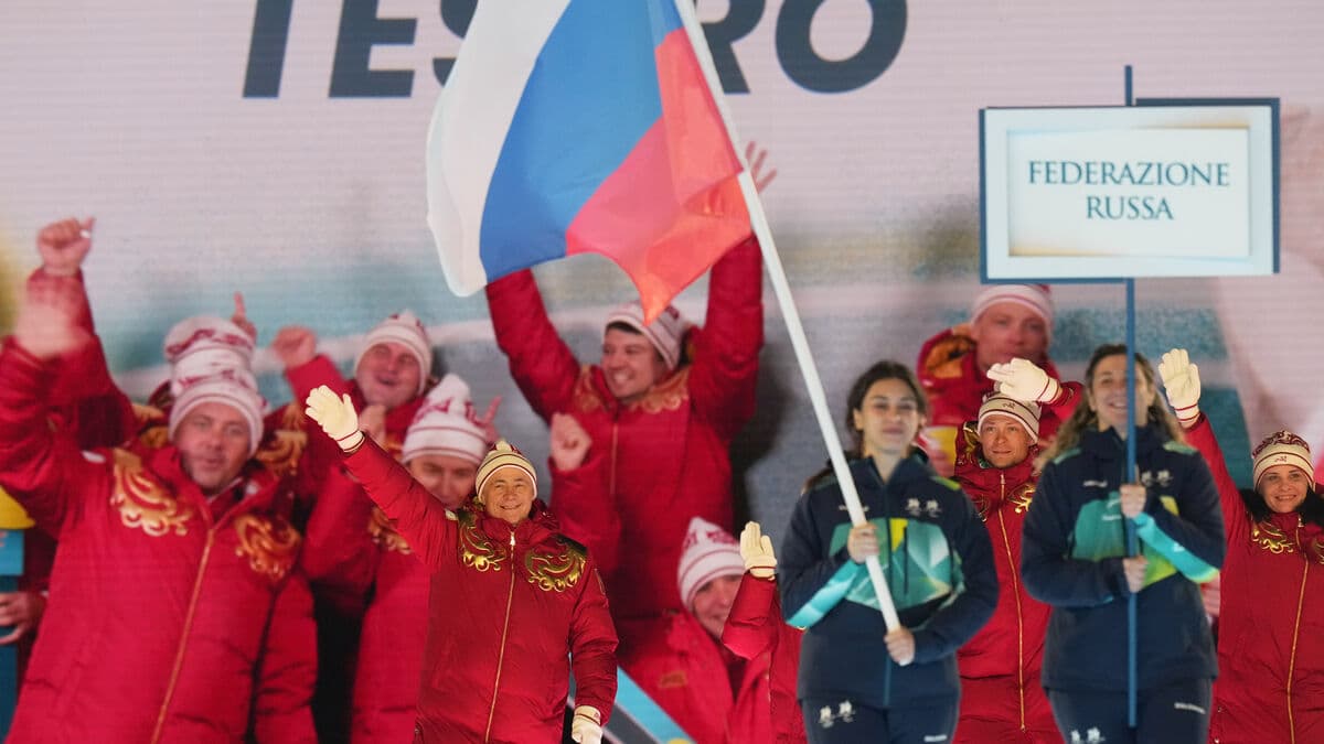 Cheers and boos for Russia at Paralympics opening ceremony in Verona