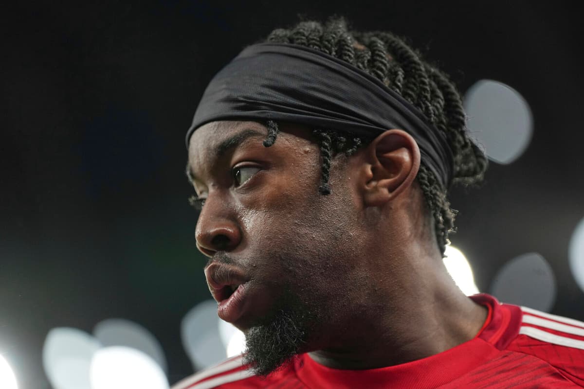 Elanga Shines with Assist as Forest Triumphs Over Spurs 2-1