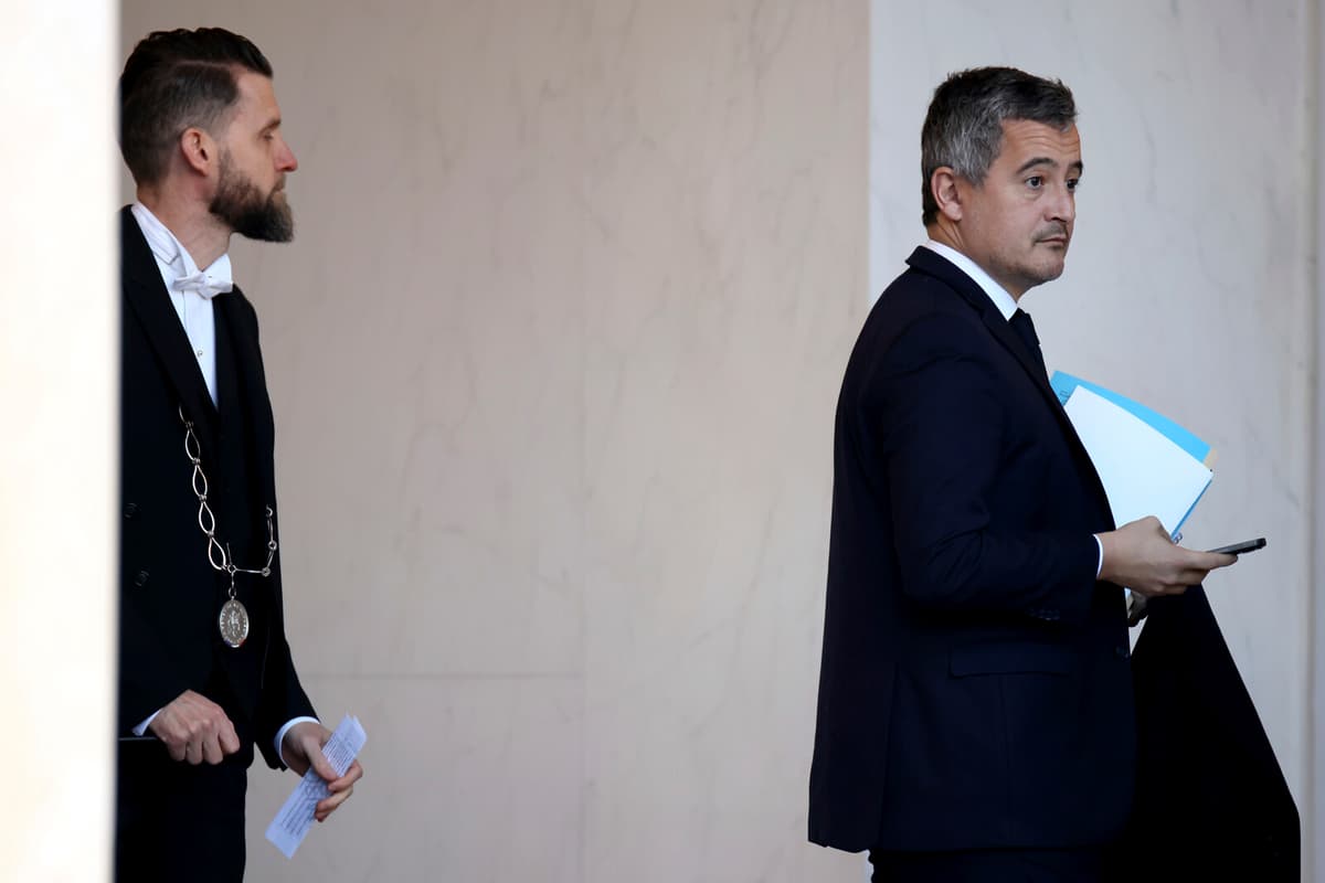 20 Arrested in France After Coordinated Prison Attacks