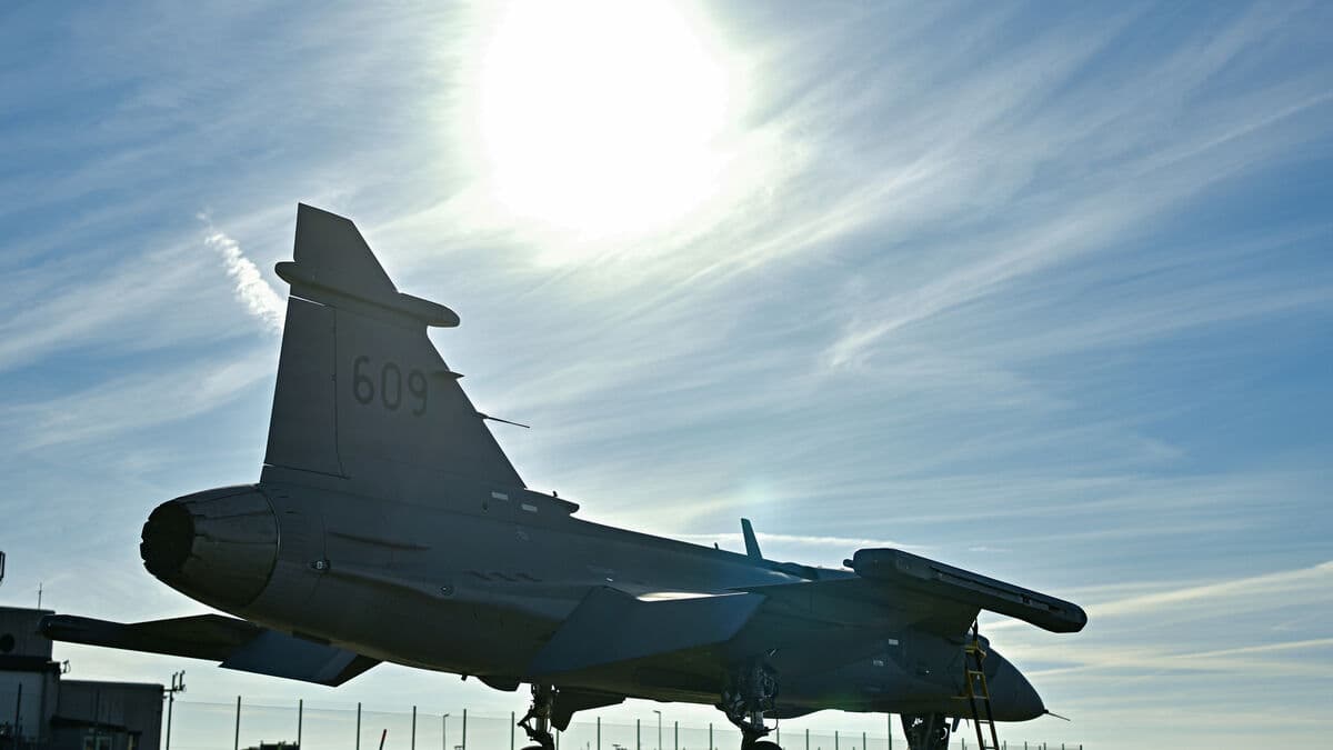 After the stock market crash, bonus success for Saab employees