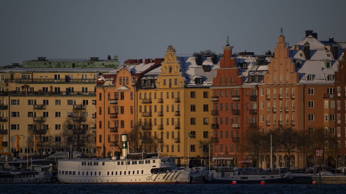 Now may be the time to lock in your mortgage interest rate