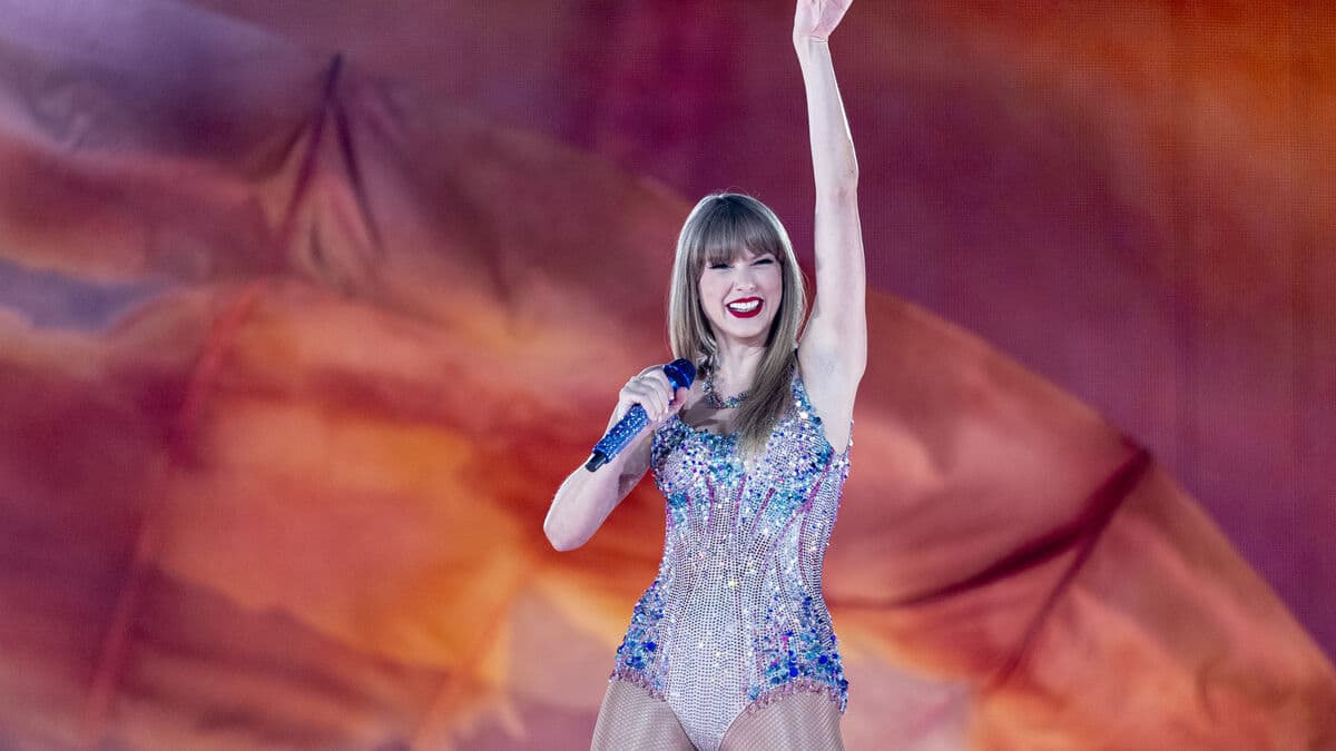 So many people watched Taylor Swift's world tour