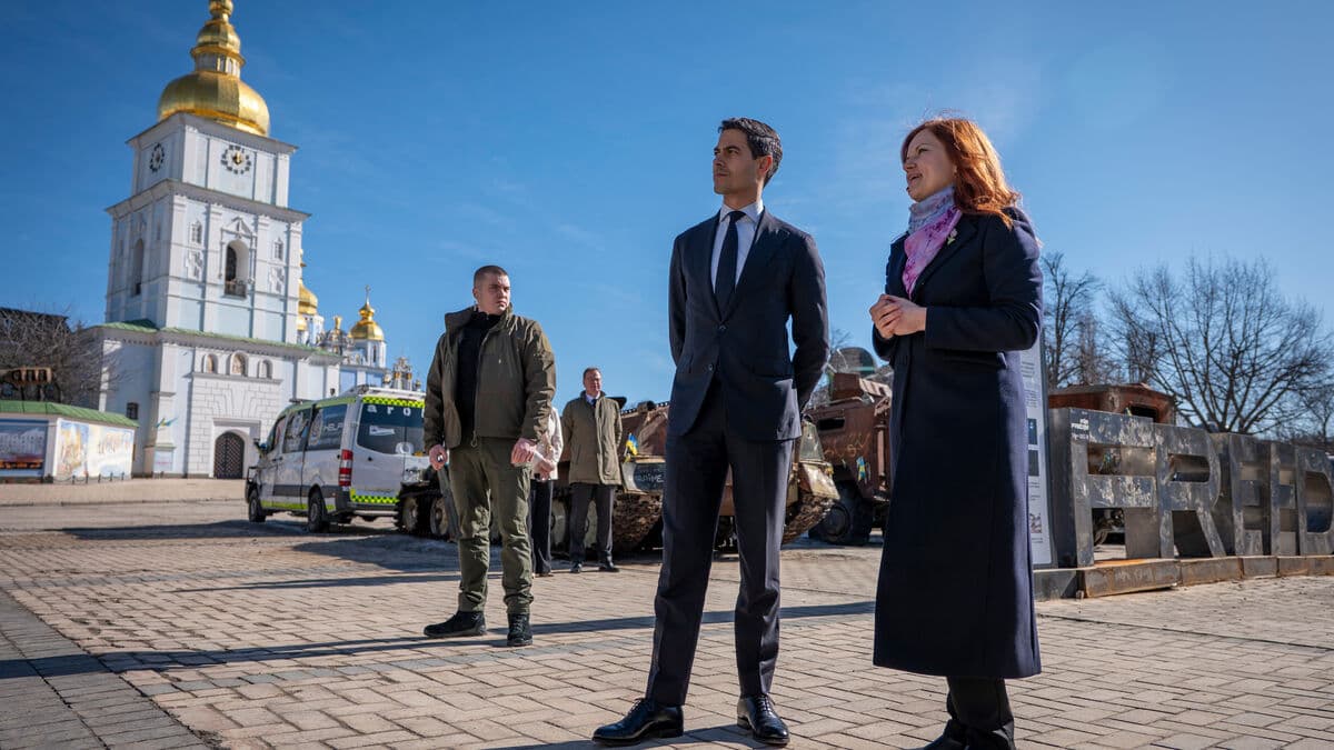 Nordic-Baltic plan to keep Ukraine economically afloat while Hungary blocks EU aid