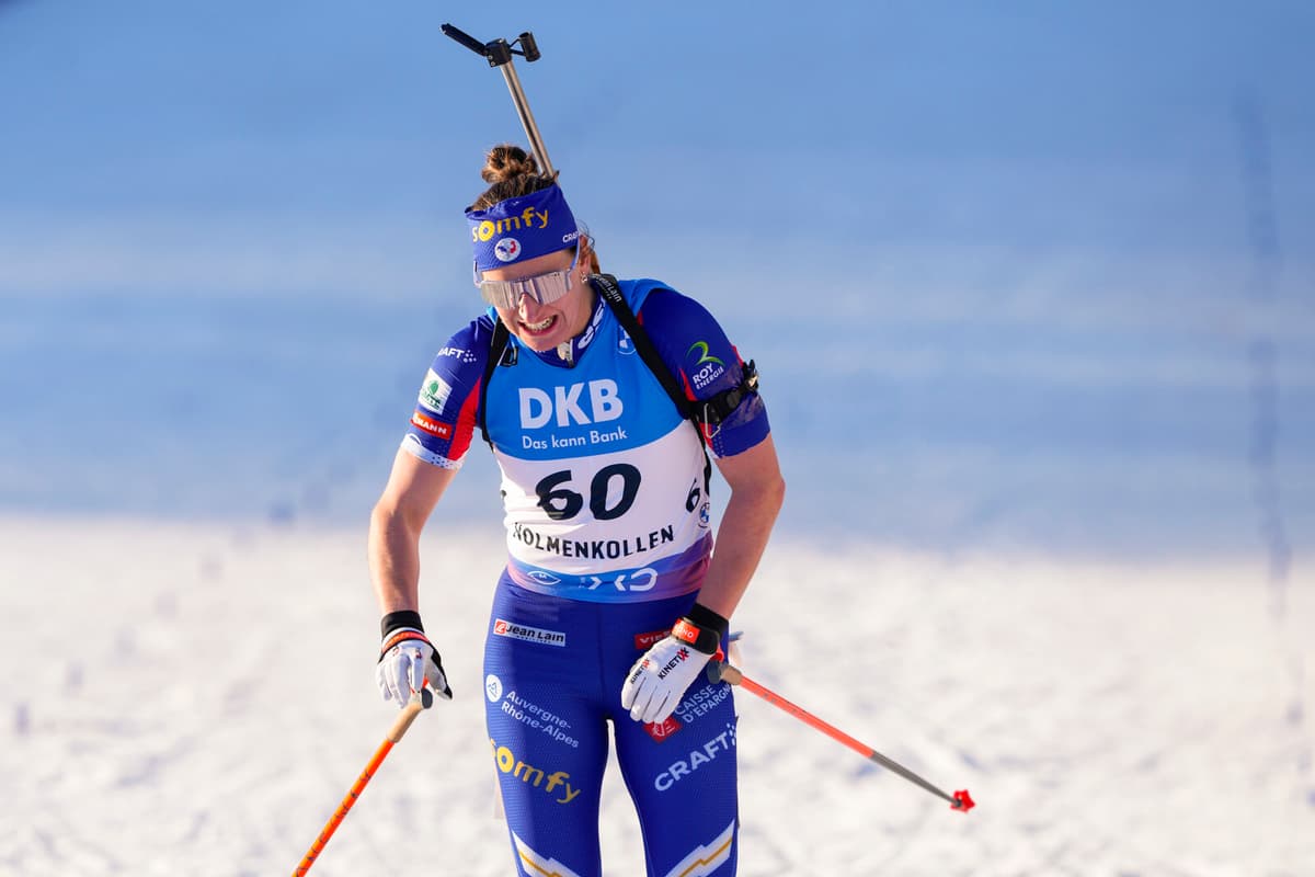 Biathlon Star Julia Simon to Face Court for Theft and Fraud