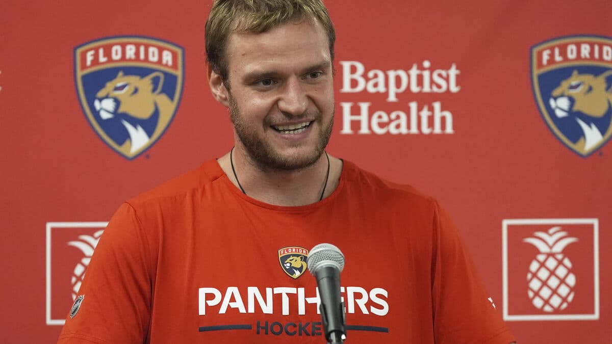 Aleksander Barkov misses the Olympics