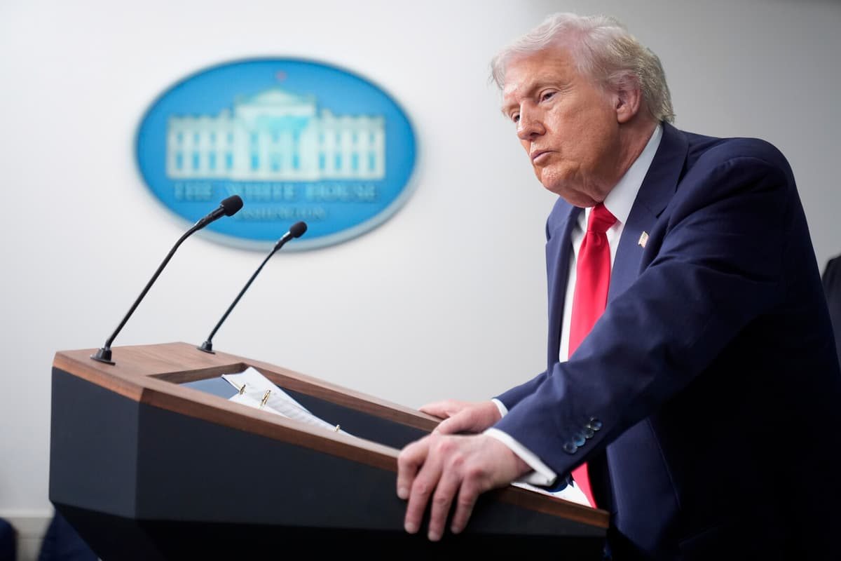 Trump to Discuss Russia-Ukraine Land Exchange at Alaska Meeting