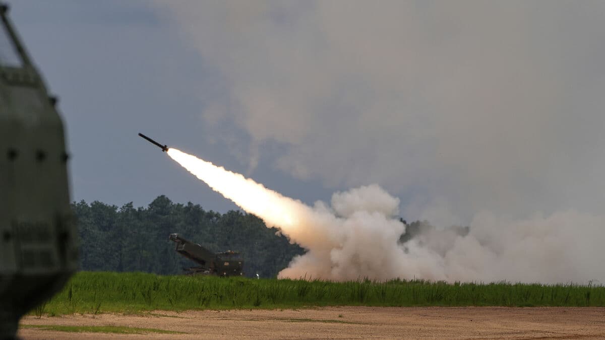 US arms deliveries on hold – could affect Ukraine