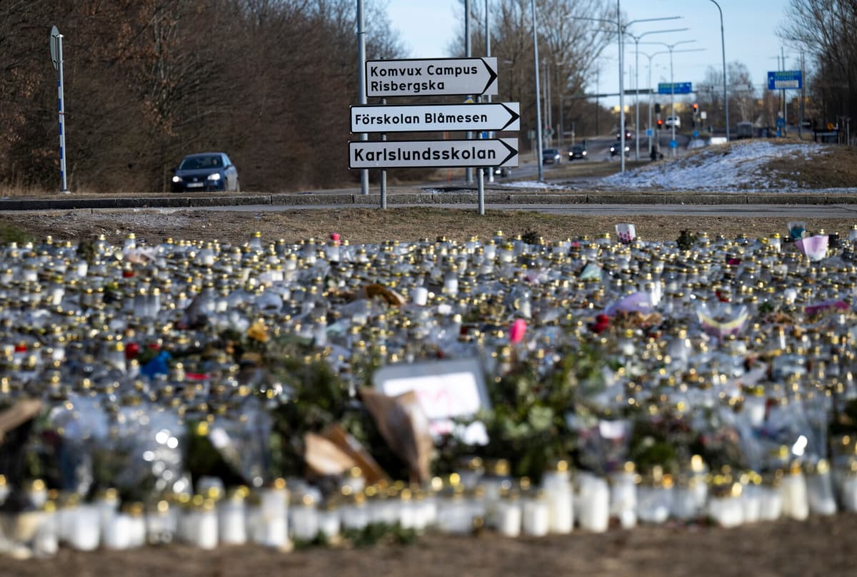 Personal belongings from Risbergska are being handed out