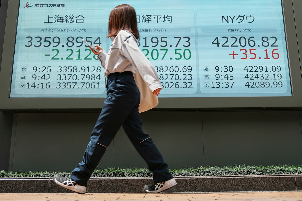 Asian Markets Rise Despite Weak China Data