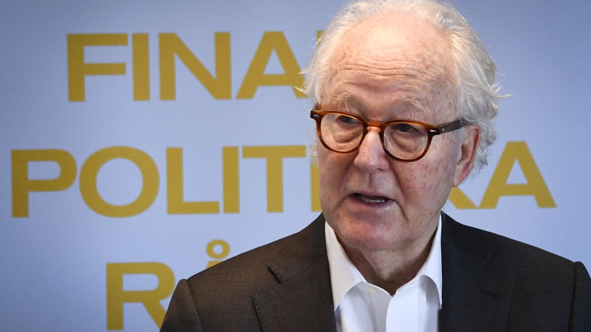 Sawing the government - the most serious criticism